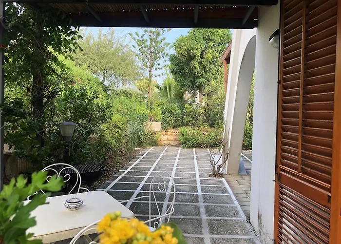 Casa Sciusca 度假居 切法卢